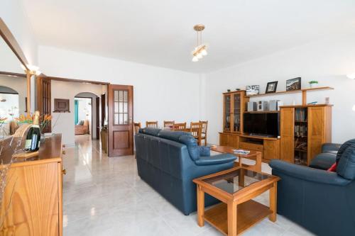 Maray Apartment near Porto de Mós and Praia Dona Ana