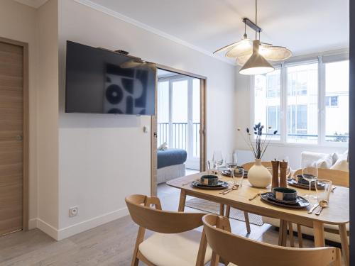 The Blue Suite on Champs Elysées Avenue