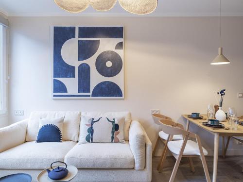The Blue Suite on Champs Elysées Avenue