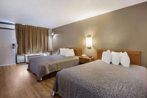 Gallery image of Econo Lodge Live Oak in Live Oak