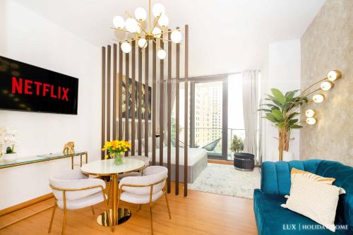 LUX – Contemporary Suite in Dubai Marina 2