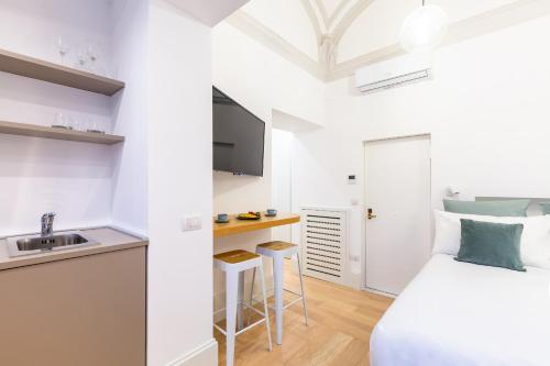 Cozy Studio in Chiaia district by Wonderful Italy