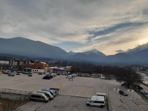 Nespecifikovaný výhled na hory nebo výhled na hory při pohledu z apartmánu