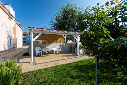 Gallery image of Apartments Crnekovic Jasna in Baška