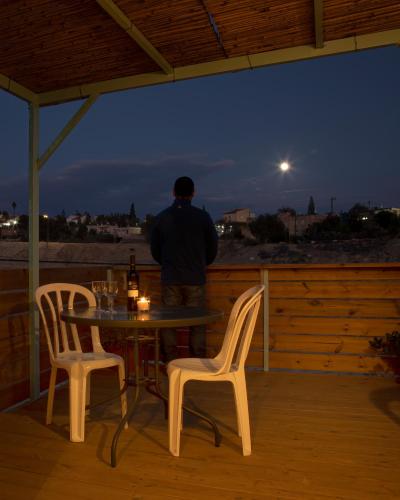 Moonlight Suite Arad צימר אור הירח, ערדにあるバルコニーまたはテラス