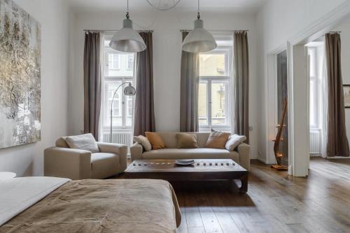 Luxury three-room apartment