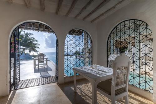 Piscina en o cerca de Msambweni Beach House and Private Villas