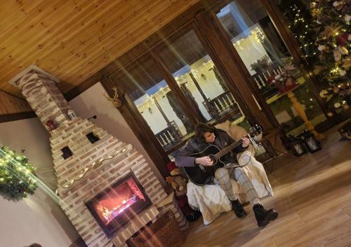 Afbeelding uit fotogalerij van Pensiunea Bradet in Broşteni