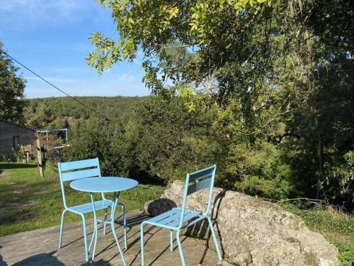 Galeriebild der Unterkunft Gîte paisible près d'Angoulême avec terrasse et WIFI, animaux admis - FR-1-653-82 in Torsac