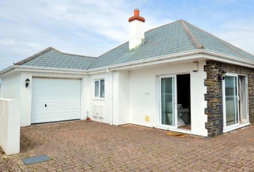 Gallery image of Seven Bays House in Saint Merryn