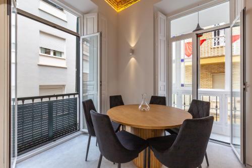 Wonderful apartment with three bedrooms and two bathrooms in the center
