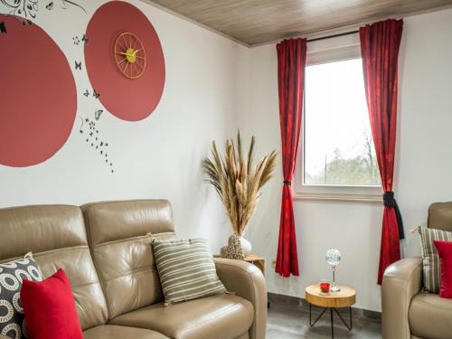 Χώρος καθιστικού στο Holiday home in Wallonie with garden
