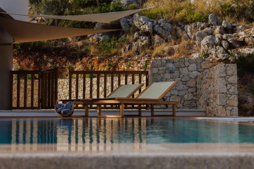 Bazén v ubytování 2S Villa Alpha Lefkada - Happy Rentals nebo v jeho okolí