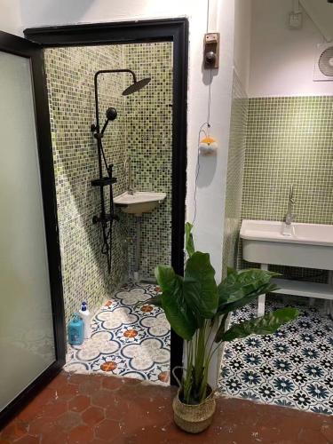 Ein Badezimmer in der Unterkunft Kwangchowan Hostel
