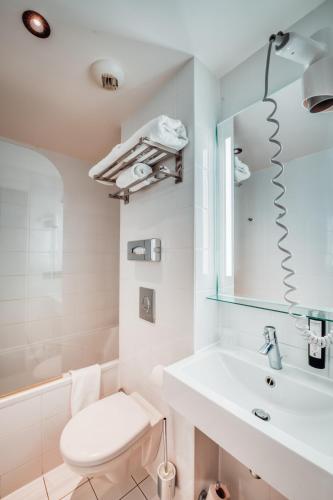 Un baño de COWOOL Cergy
