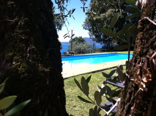 Der Swimmingpool an oder in der Nähe von Castello Oldofredi