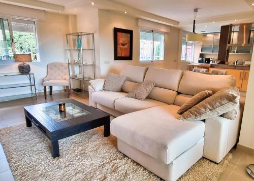Magnificent One Bedroom Apartment in Marbella Center