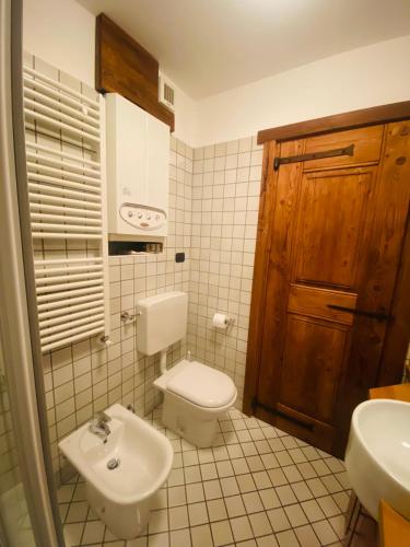 Een badkamer bij Chez Nous Apartments