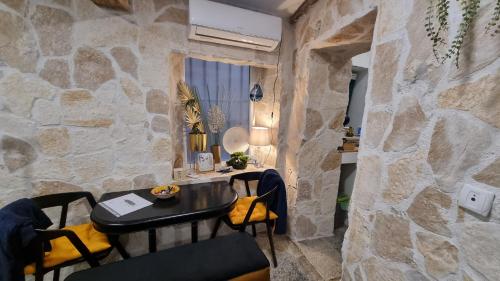 Stone studio