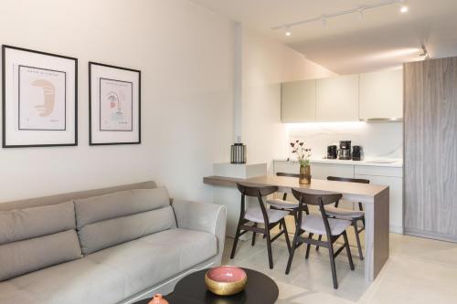 Voda Luxury Residence #102 - Acropolis View Rooftop