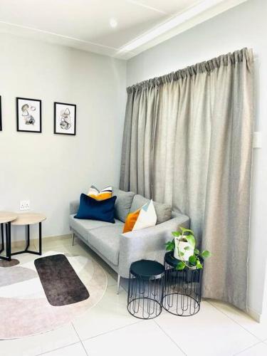 Χώρος καθιστικού στο Trendy, Comfortable 1 bedroom Apartments in Mthatha