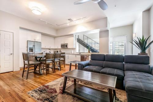 Gallery image of California Building by Hosteeva in New Orleans