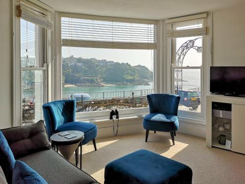 Gallery image of Seascape - St Catherines Court in Fowey