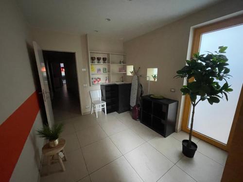 Vlaamse Ardennen Vakantiehuis Casa Caliente met wellnessにあるキッチンまたは簡易キッチン