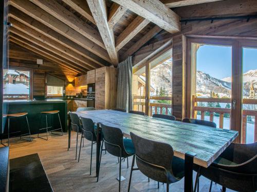 Luxueux appartement sous charpente proche des pistes - 10 pers