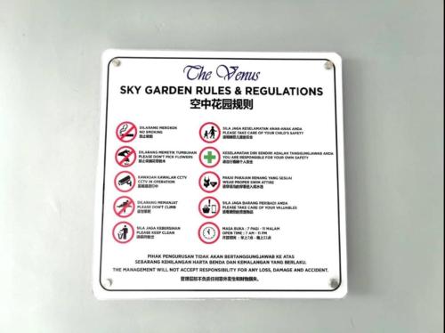 a sign that says six garden rules and regulations at 彬彬流星瞭望台 The VenusBlock B 31st floor Sri Manjung in Seri Manjung