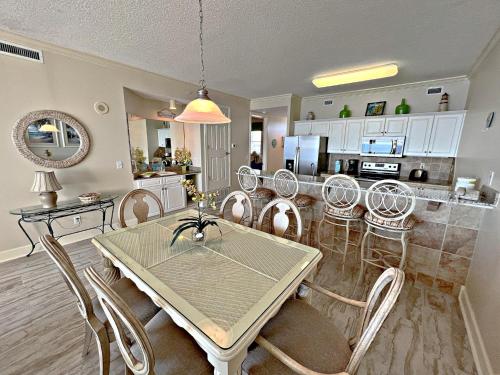 Regency Isle 703 Condo – Photos 3