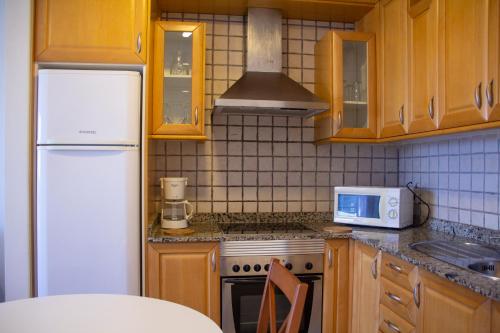 Kuchyň nebo kuchyňský kout v ubytování Hotel Boutique TAO Caleta Mar