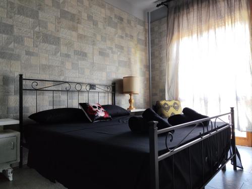 A bed or beds in a room at Hotel Transilvania
