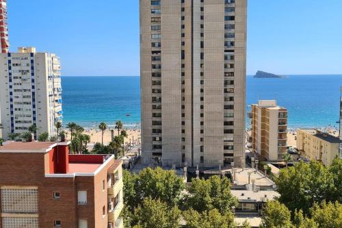 Gerona apartment on the Strip with pool & parking