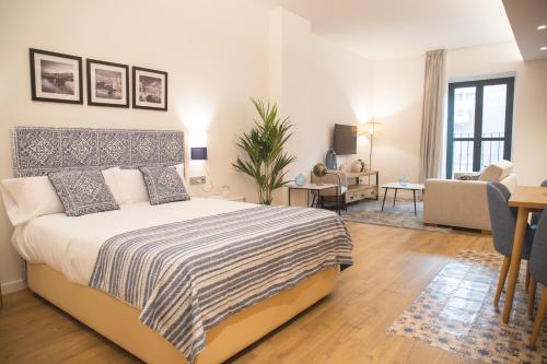 nQn Aparts & Suites Sevilla photo 80