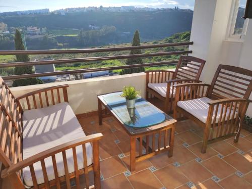 Fotografia z galérie ubytovania Apartamento Ático Buganvillas v destinácii San Luis de Sabinillas