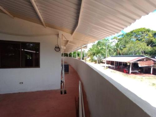 A balcony or terrace at hospedaje Puerta Grande, tu casa en una habitación