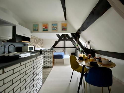 Gallery image of Mon Saint-Martin - APPART’HOTEL - Cœur de Bayeux in Bayeux