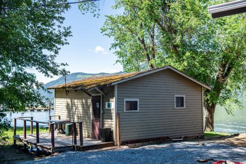 Mara Lake RV & Beach Club