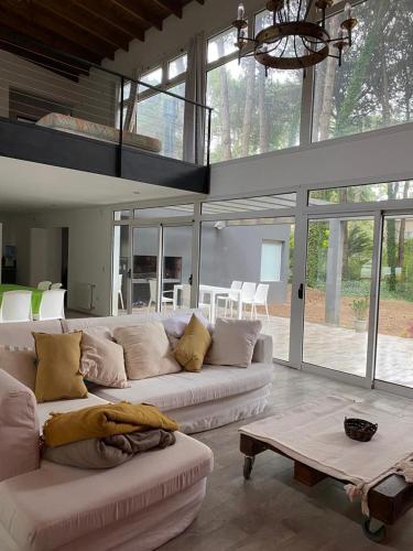 Hermosa casa en Carilo a solo 3 cuadras del centro comercial