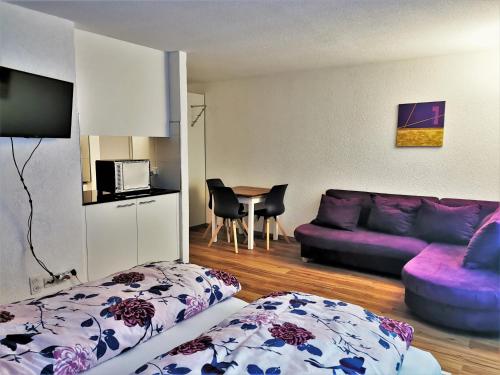 Modern renoviert mit Hallenbad + Fitness