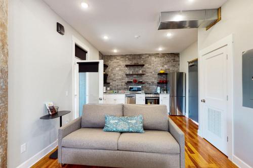 151 Spring - Suite F – Photos 4
