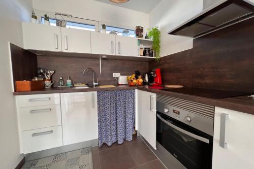 Bright 49m with nice terrace – Photos 3