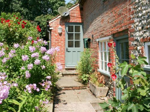 Gallery image of Pear Tree Cottage in Wenhaston