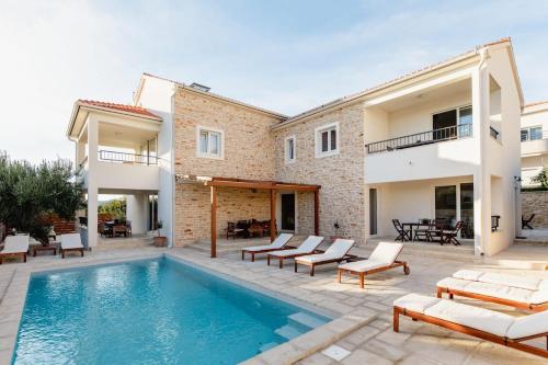 Olive Tree Apartments