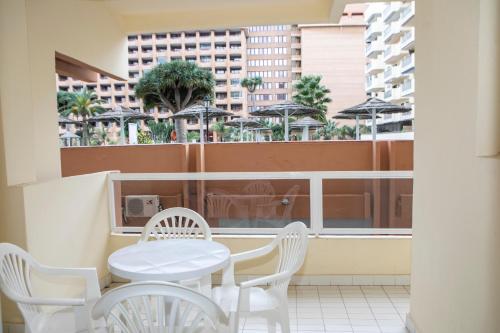 Balkoni atau teres di Hotel Apartamentos Pyr Fuengirola
