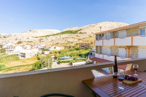 Gallery image of Apartment and Room Bacic in Metajna