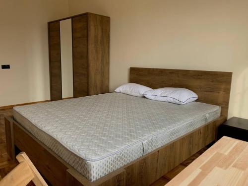 Rent Home – Photos 2