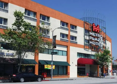 Metro Plaza Hotel in Downey