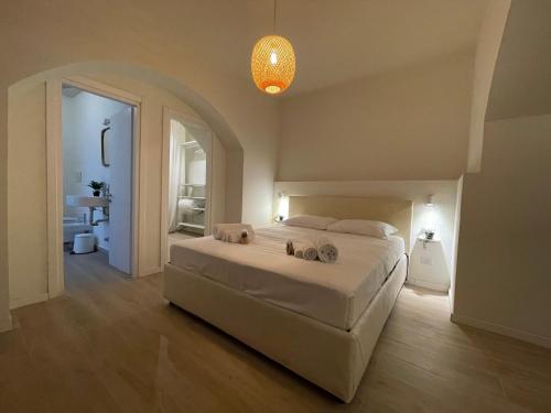 Brera - Centro Modern Apartment - Private Courtyard